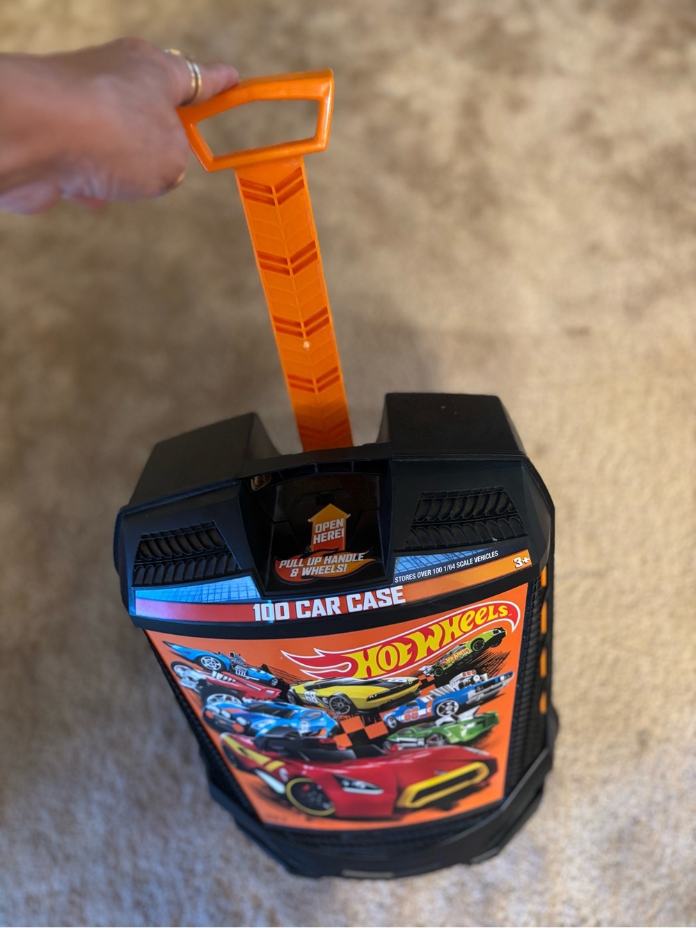 Hot Wheels 100-Car Rolling Case with Orange Pull Handle